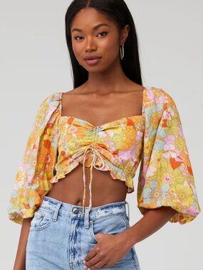 Show me you Mumu Jenna top